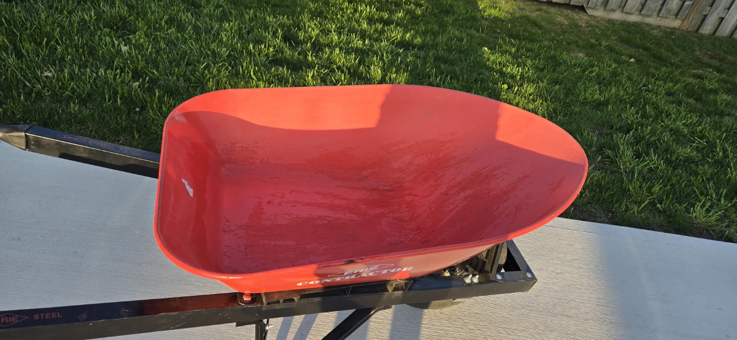 Erie Contractor Red Wheelbarrow - photo 2