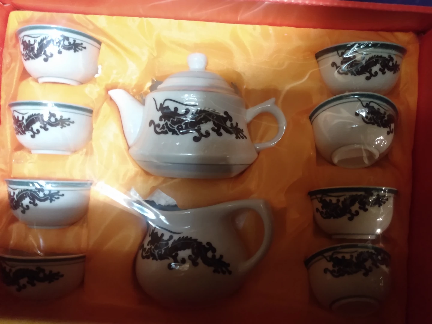 Dragon Teapot and Cups Set