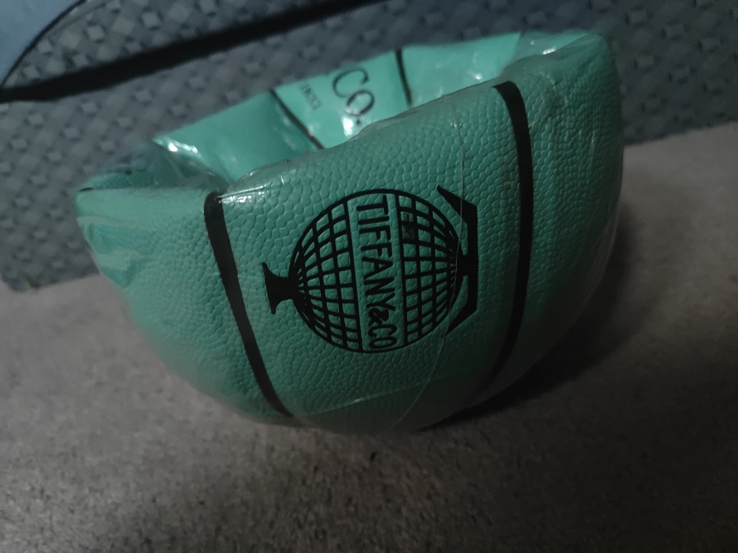Tiffany & Co. x Spalding Basketball - Teal - photo 2
