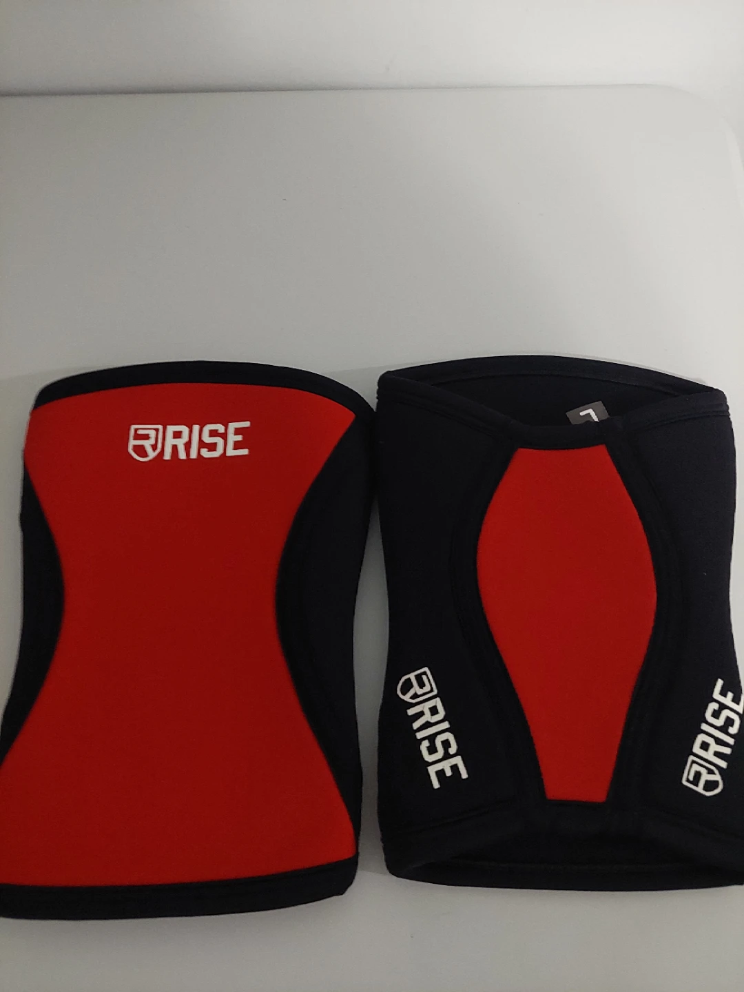 Inzer 10mm Prong Powerlifting Belt + Knee Sleeves - photo 2