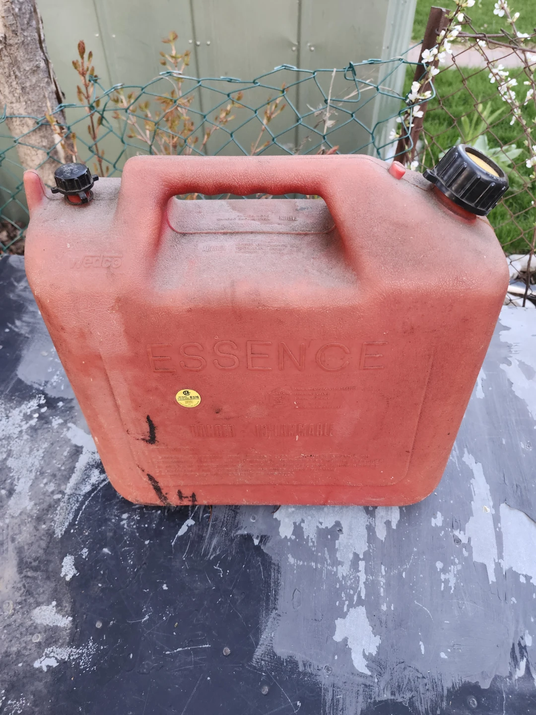 Wedco 20 Litre Gasoline Can (thick and heavy duty)