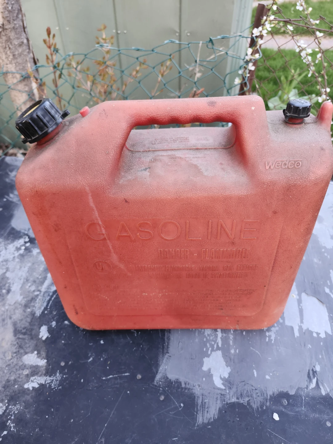 Wedco 20 Litre Gasoline Can (thick and heavy duty) - photo 2