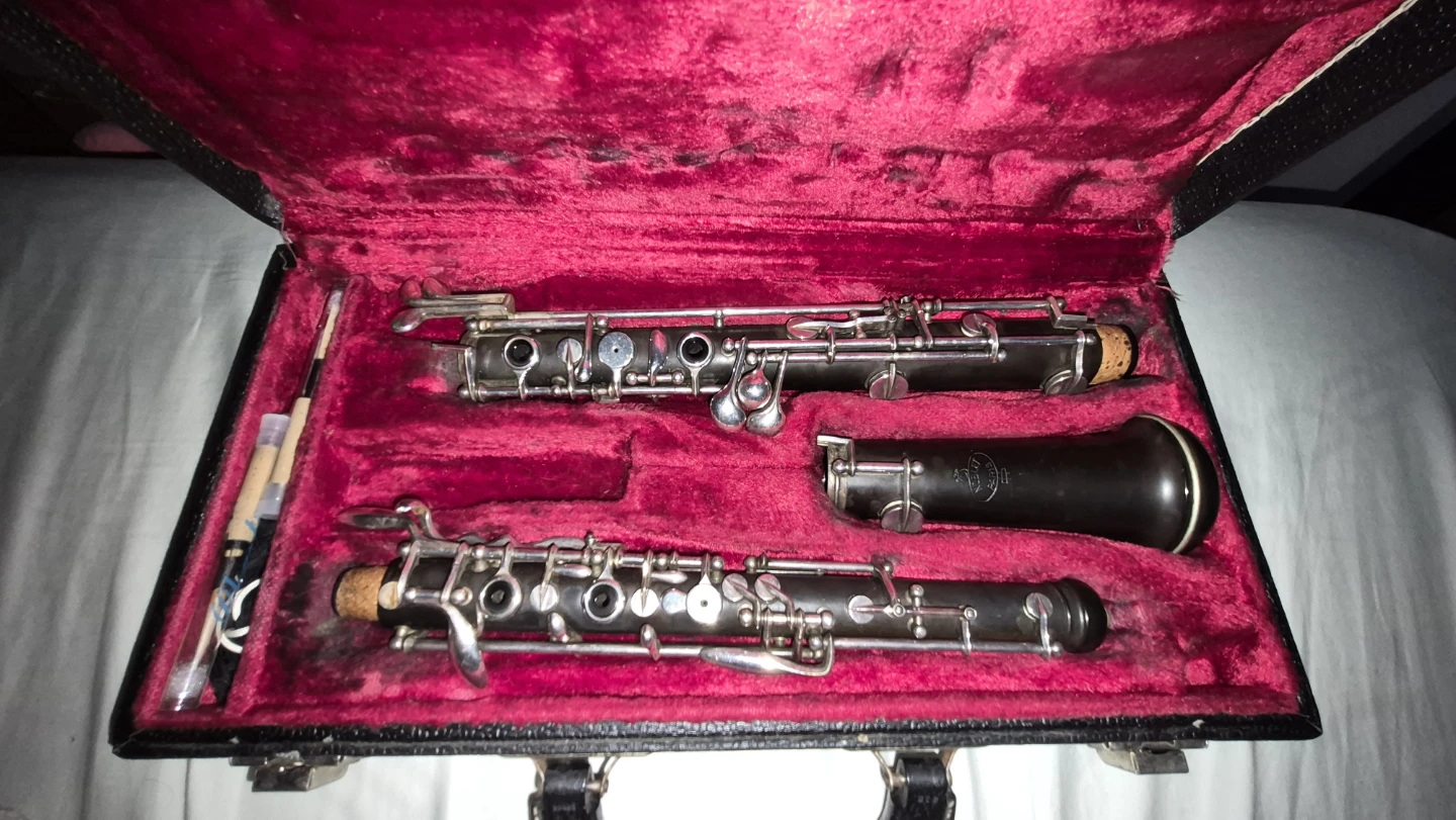 Noblet Paris Oboe in Case