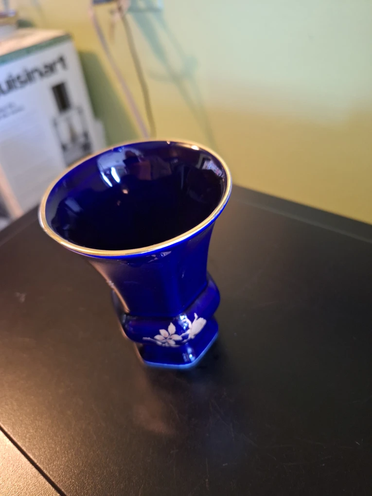 Blue Ceramic Vase with Rose Design - photo 2