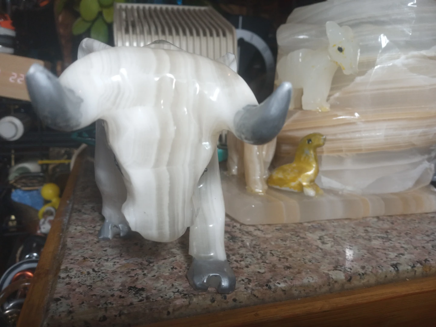 Onyx Bull Statue - photo 2