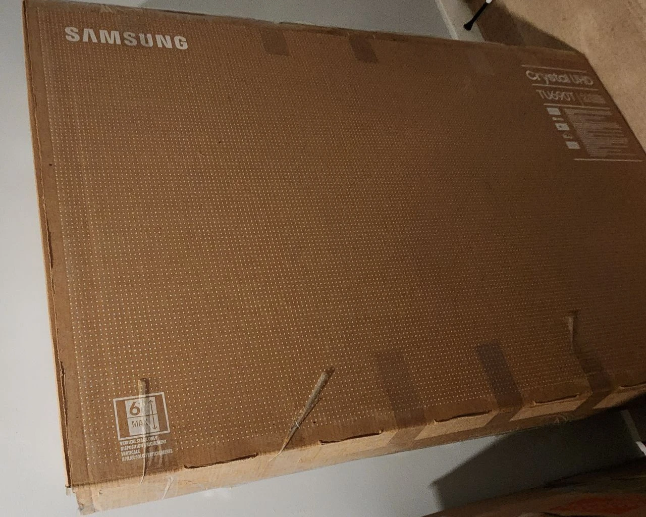 Samsung Crystal UHD TU690T 50" Smart TV - photo 3