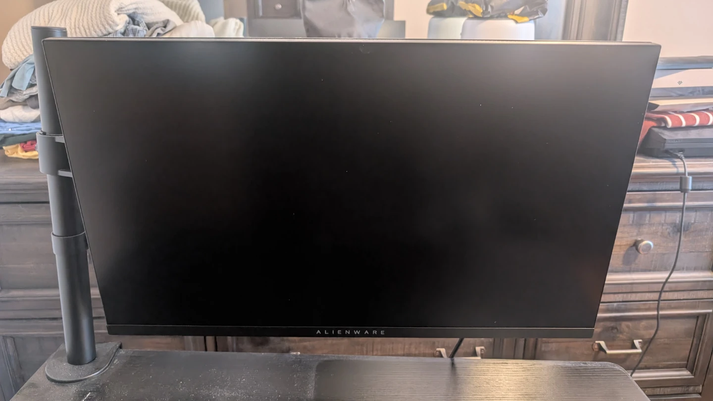 Alienware AW2724DM 27" 180hz 1440p