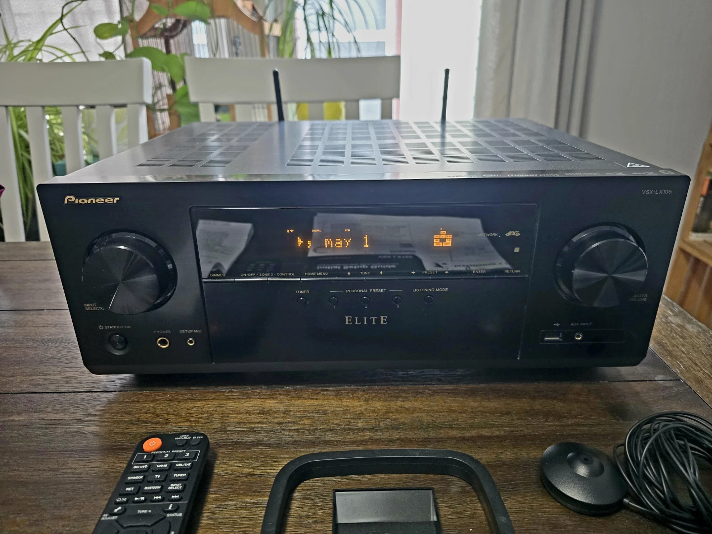 Like New Pioneer Elite VSX-LX105 Receiver