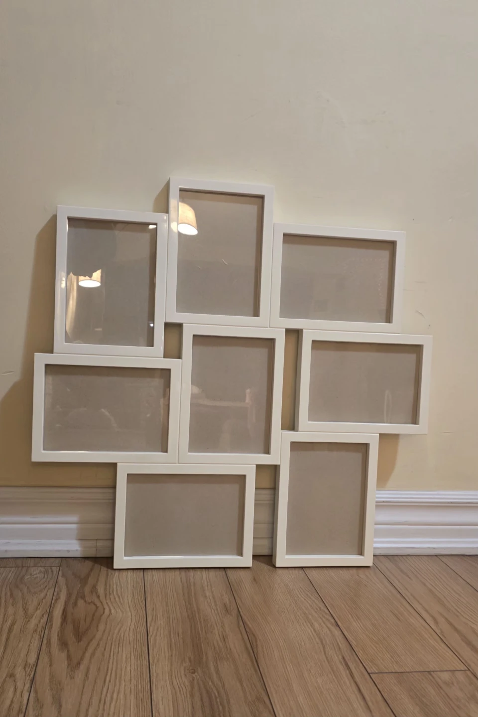 White Collage Picture Frame - 7 Openings