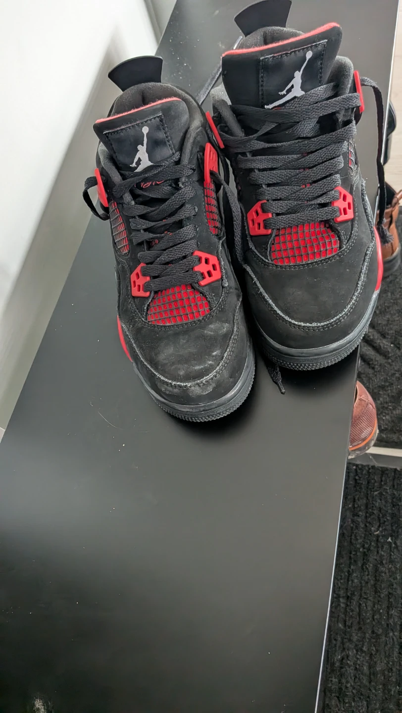 Air Jordan 4 "Bred" - photo 3