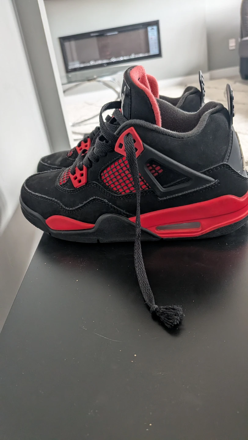 Air Jordan 4 "Bred" - photo 4