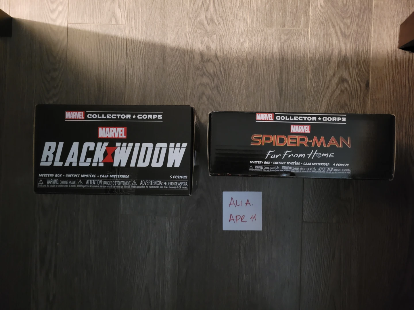 Marvel Collector Corps Mystery Boxes - Black Widow & Spider-Man - photo 2