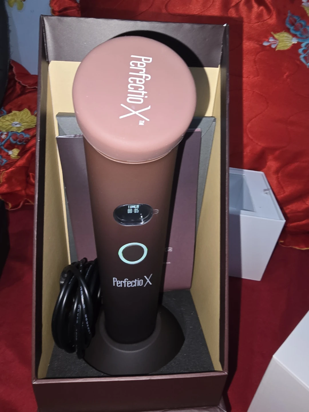 Perfectio X LED Light Therapy Device - photo 2