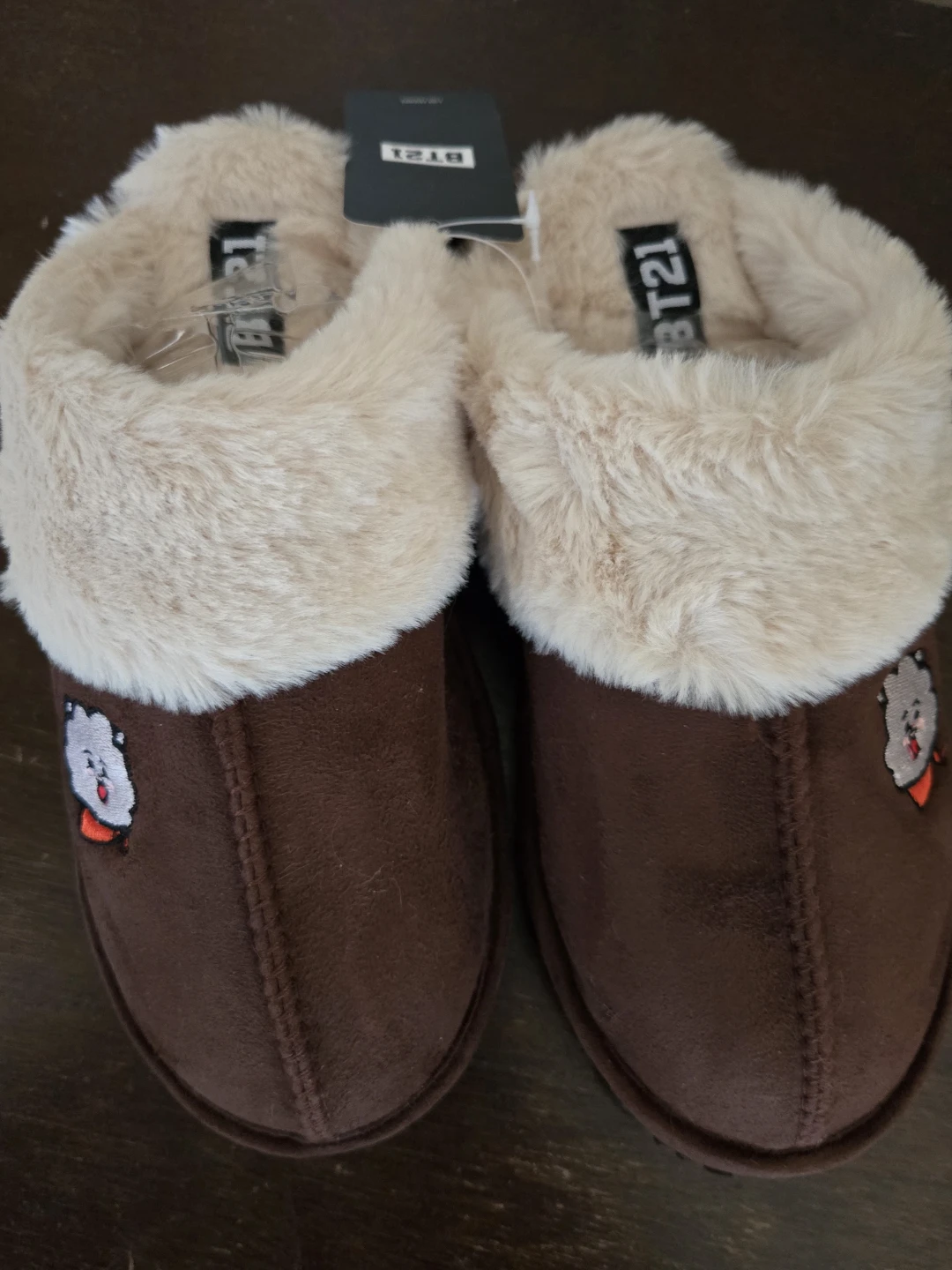 Official BT21 RJ Fuzzy Slippers - photo 2