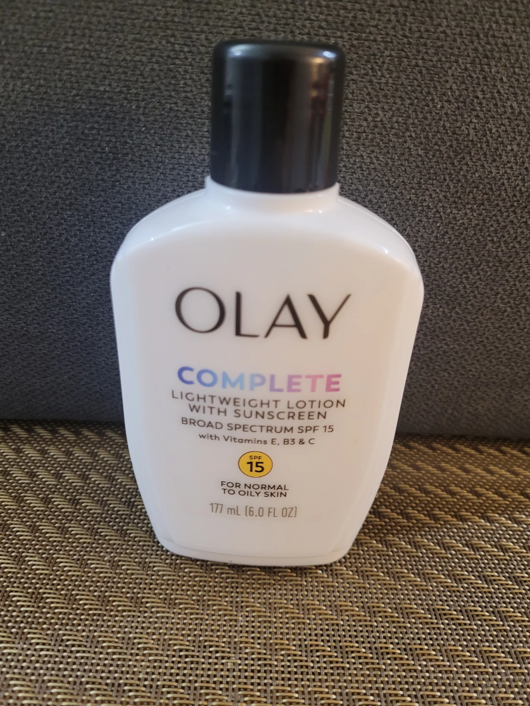 Olay Complete Lightweight Lotion with Sunscreen SPF 15