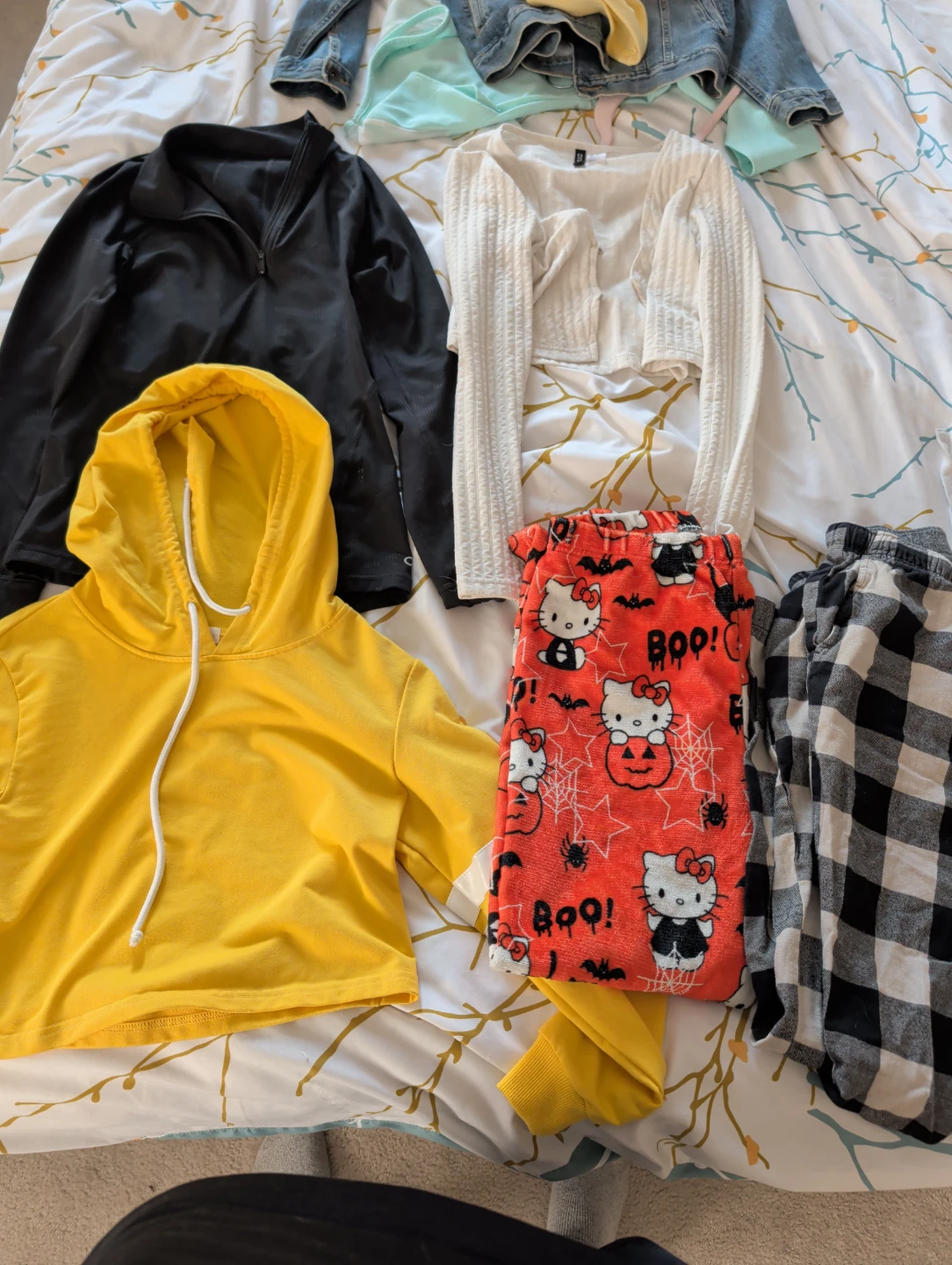Bundle of Women's Clothing