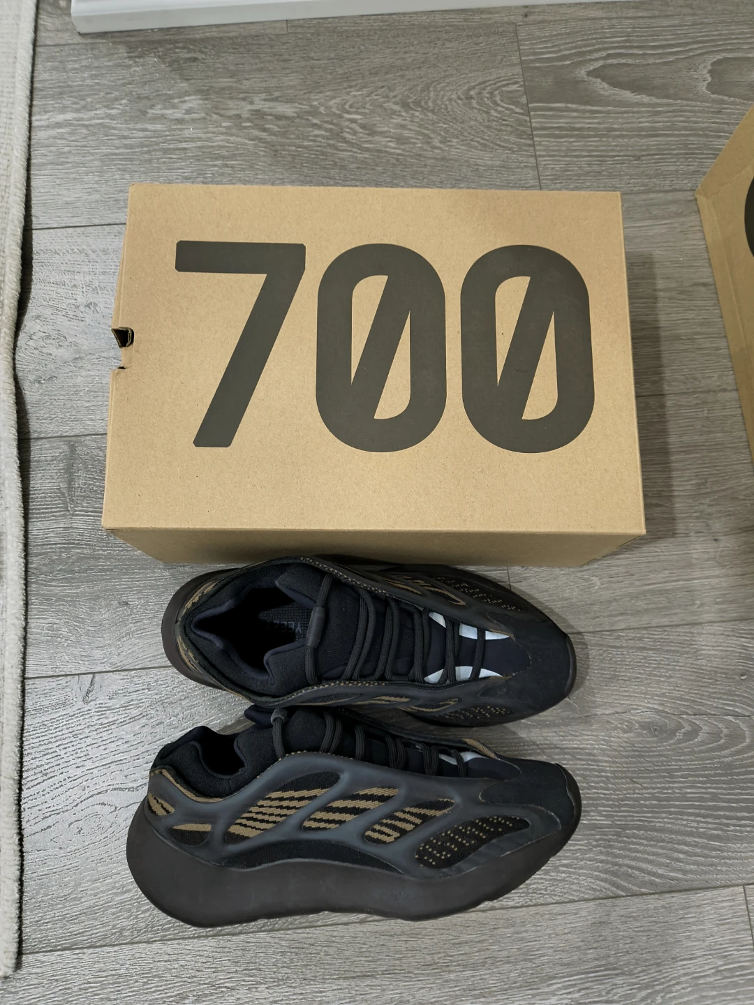 Adidas Yeezy Boost 350 V2 Shoes - photo 4
