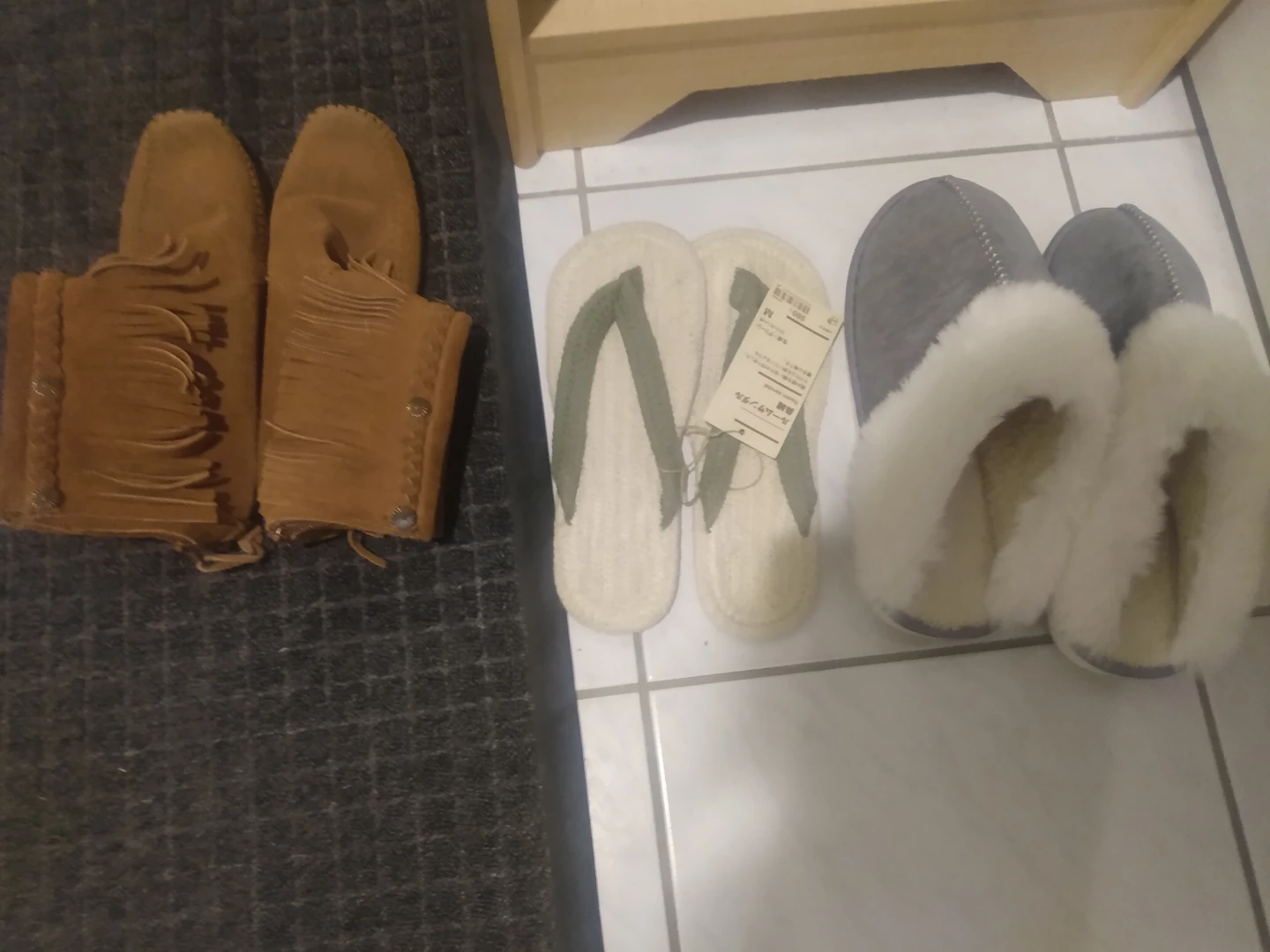 Size 9 women's /medium Moccasin Boots and Slippers