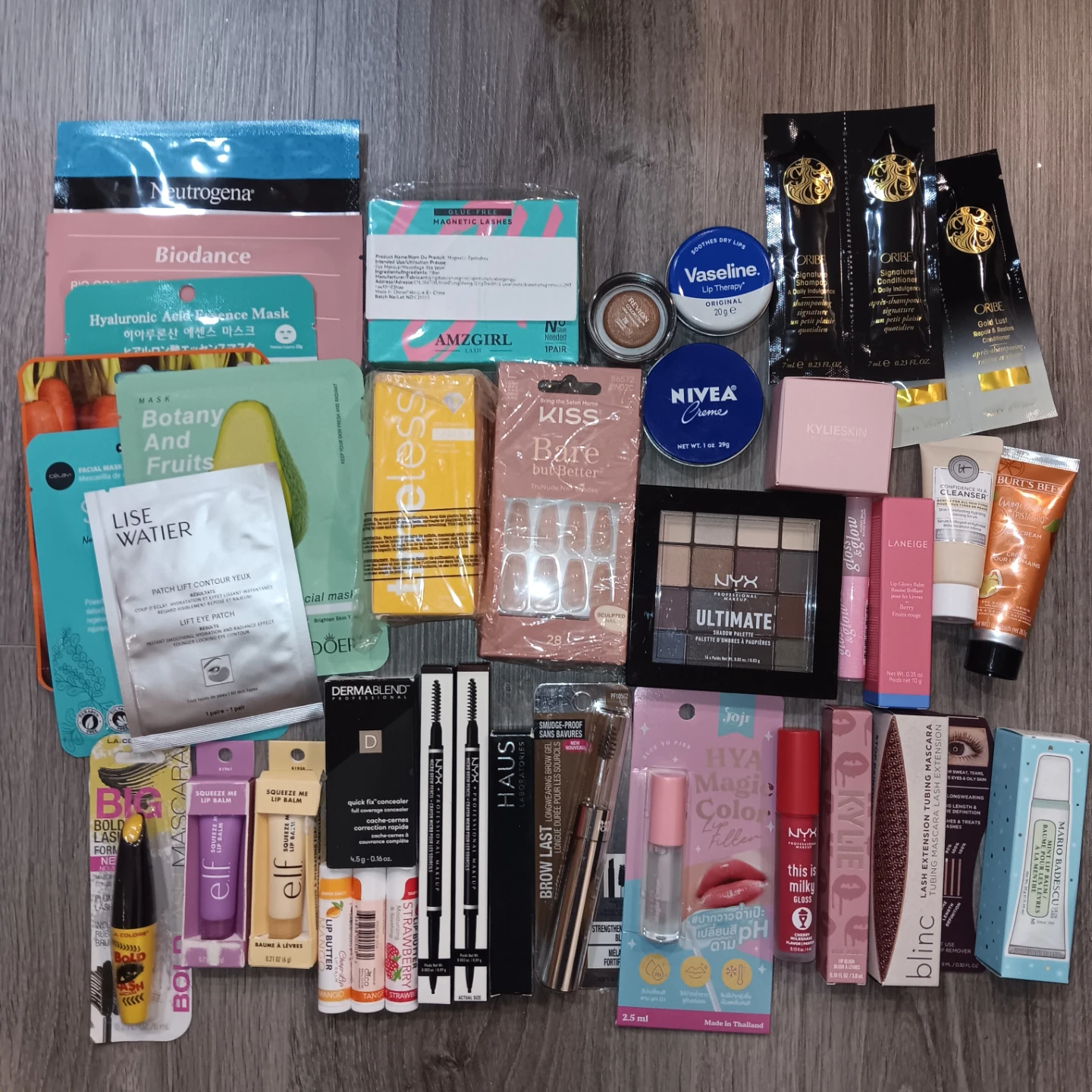 Assorted Makeup and Skincare Lot 1 (over 35 items)