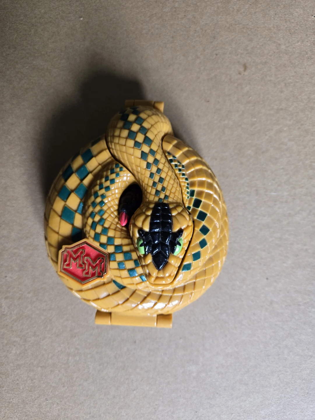 Mighty Max Dessert Serpant