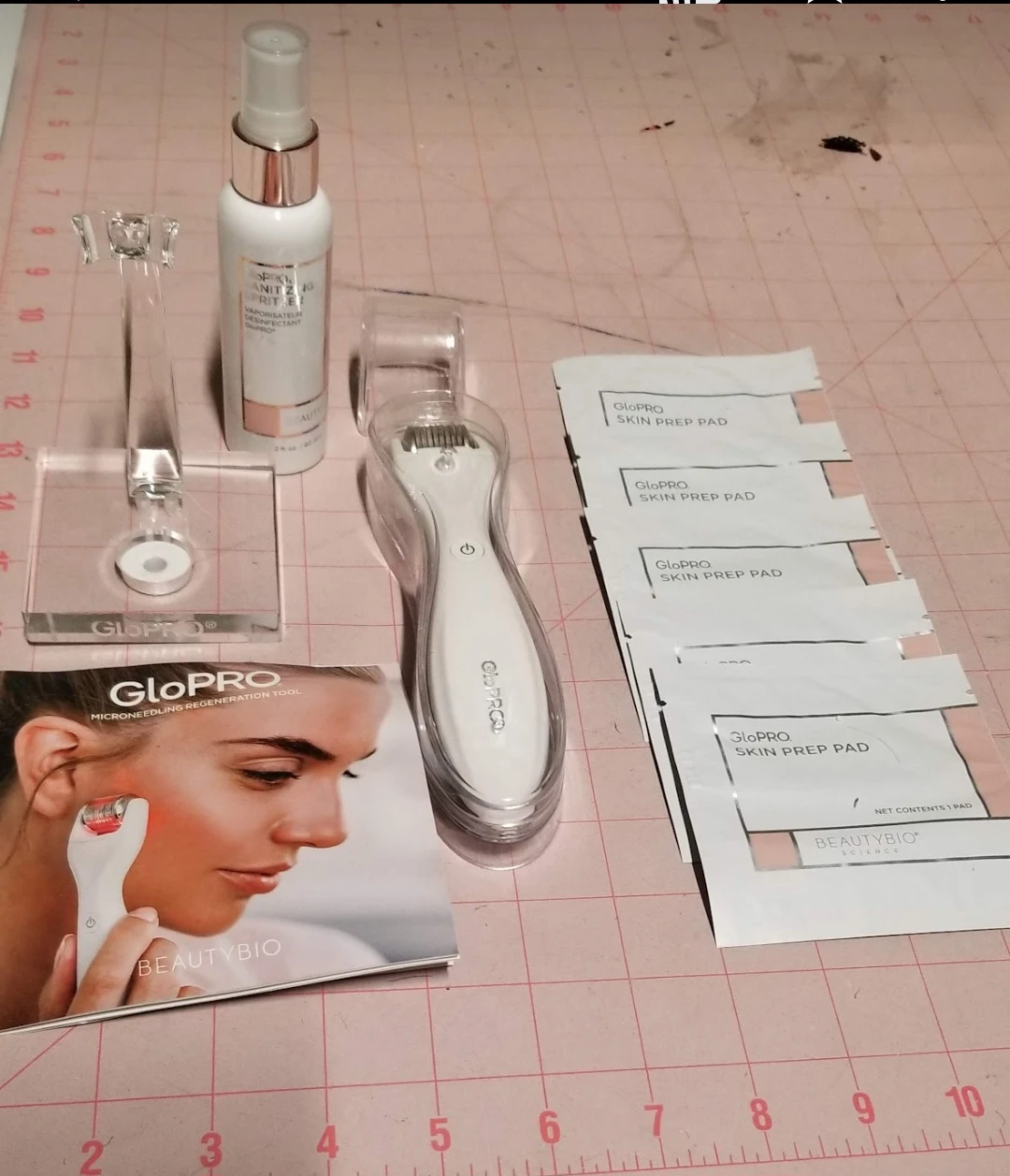 BeautyBio GloPRO Microneedling Regeneration Tool