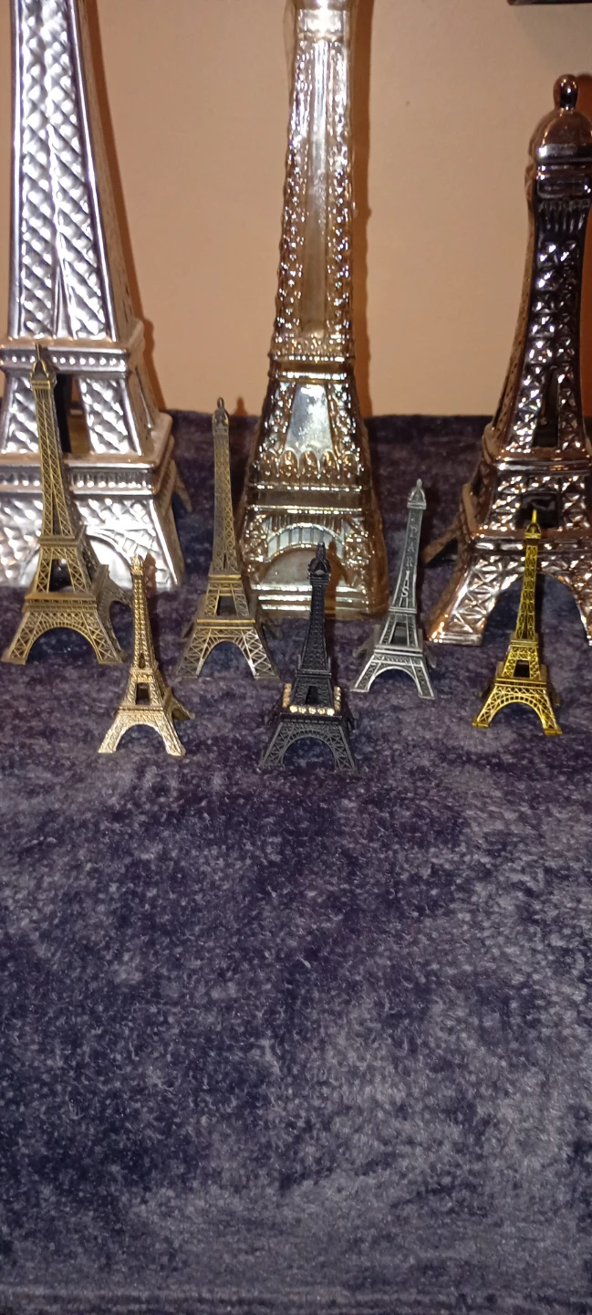 Eiffel Tower Souvenir Collection - photo 3