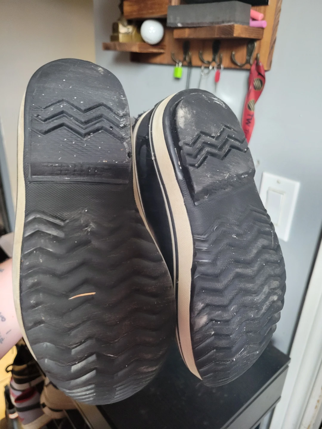 Boys size 2 Sorel boots - photo 3
