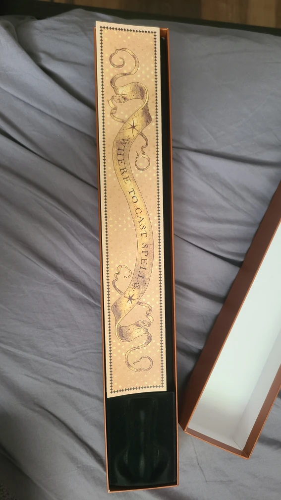 Harry Potter Wand in Original Box from universal studio - photo 3