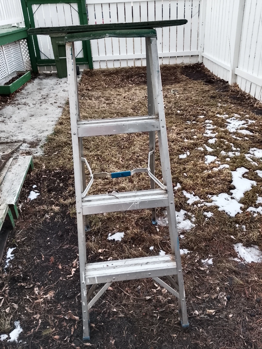 Aluminum A-Frame Ladder - photo 2