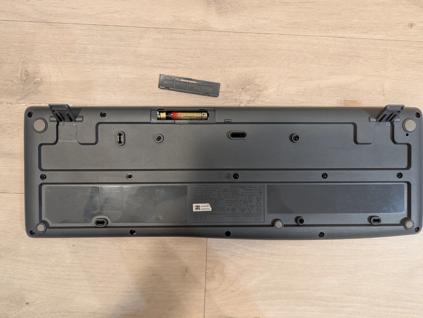 Logitech MK270 Wireless Keyboard and Mouse Combo - photo 4