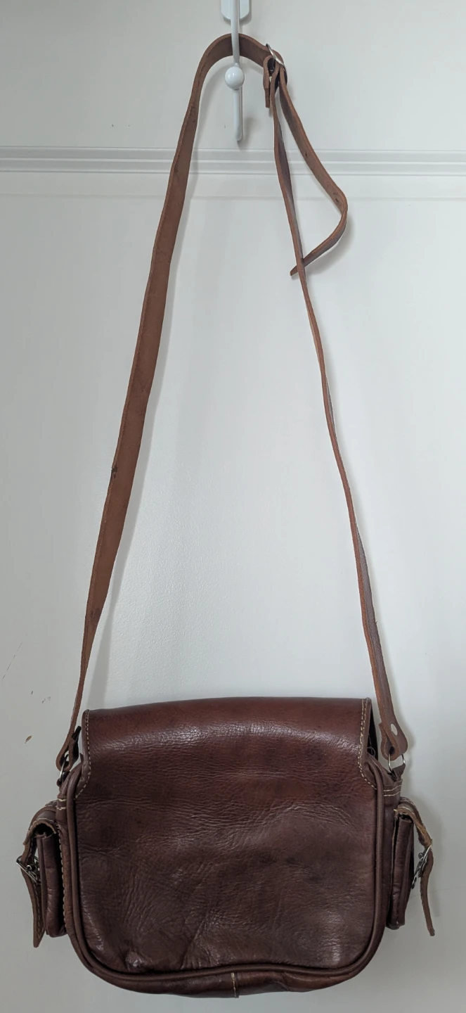 Vintage leather cross body bag from Morocco - photo 3