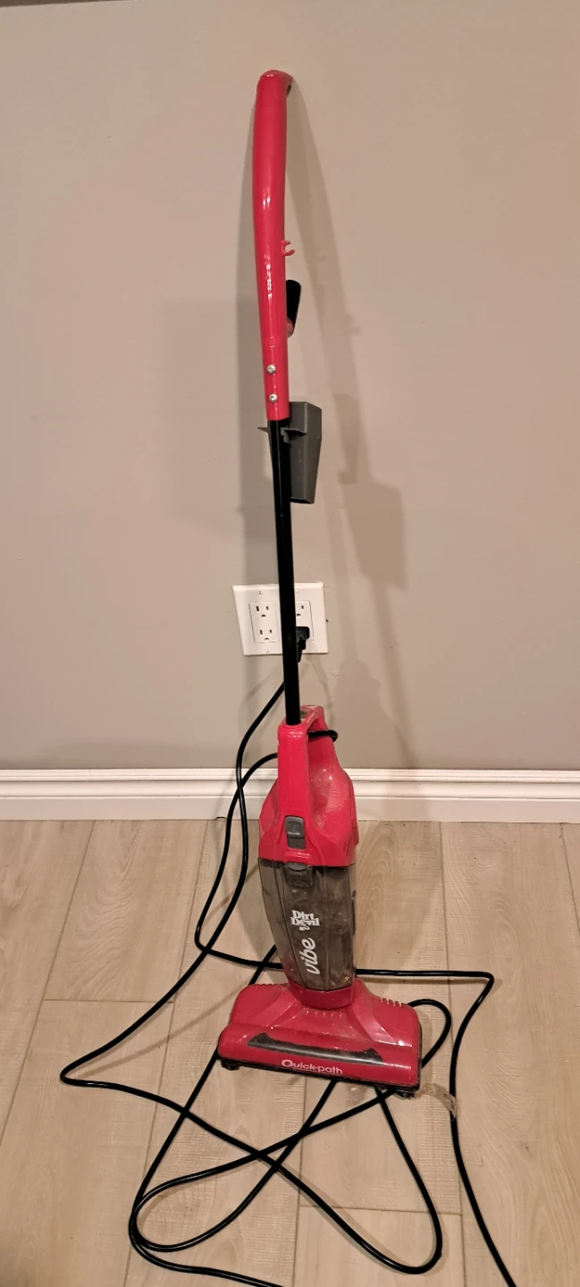 Dirt Devil QuickPath Bagless Stick Vacuum - photo 2