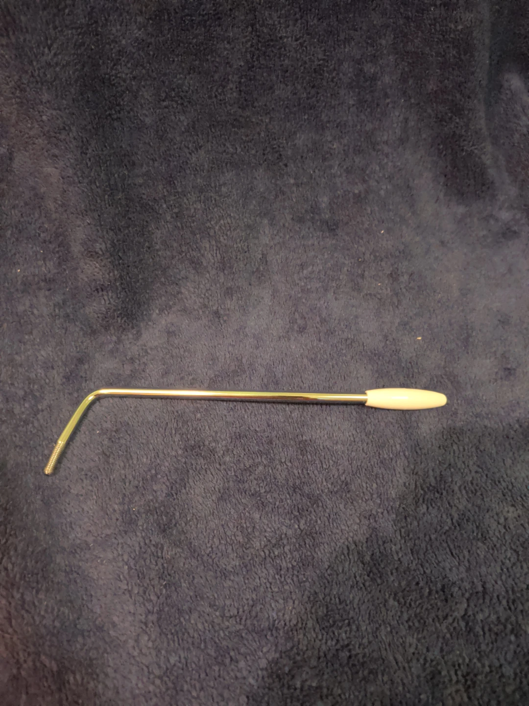 Guitar whammy bar