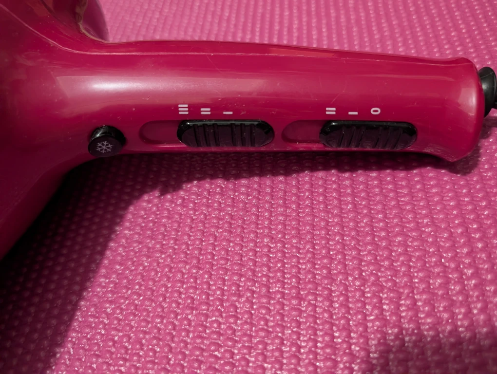 Conair Hair Dryer with Diffuser (Moving Sale) - photo 3