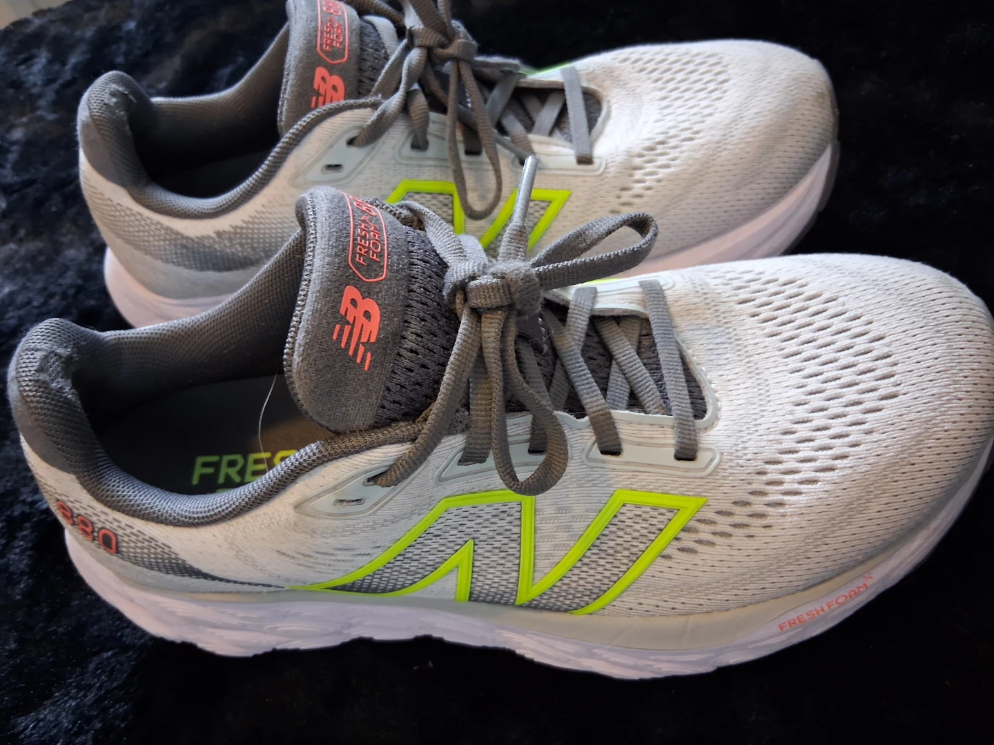 New Balance Fresh Foam 880 Running Shoes