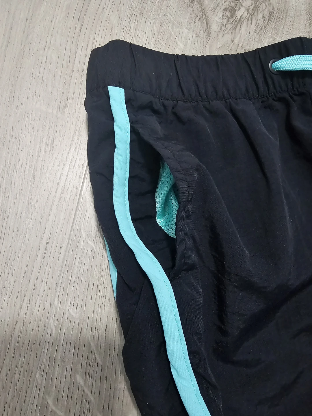 Old Navy Girls Rash Guard and Shorts Set - photo 3