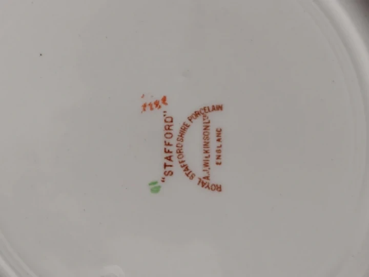 Royal Staffordshire "Stafford" Plate by A.J. Wilkinson - photo 2