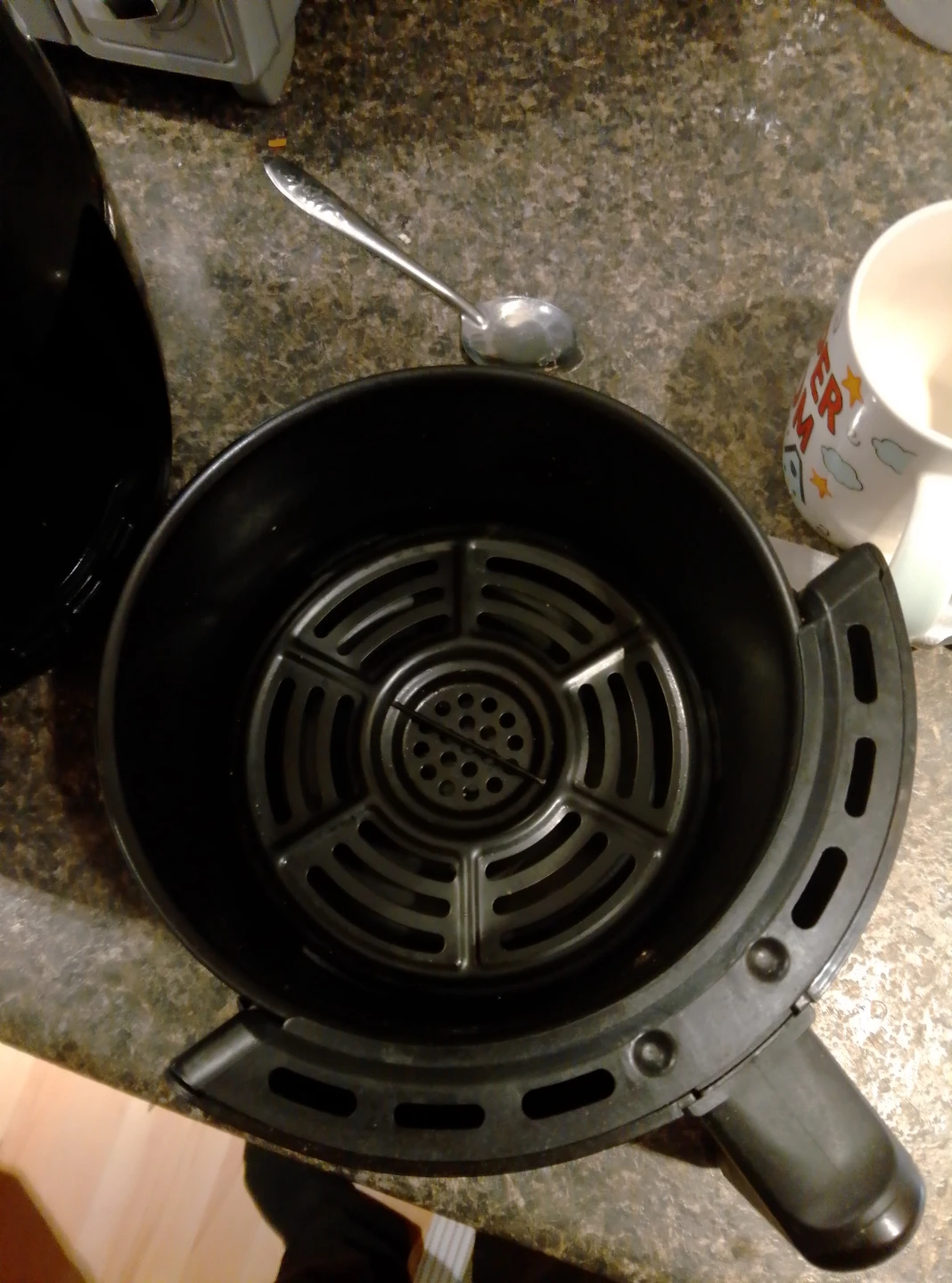 Frigidaire Air Fryer - photo 2