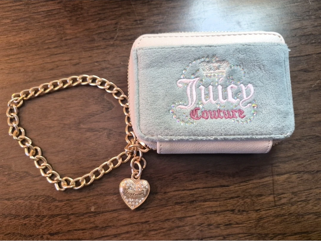 Juicy Couture Velour Wallet with Chain Charm - photo 2