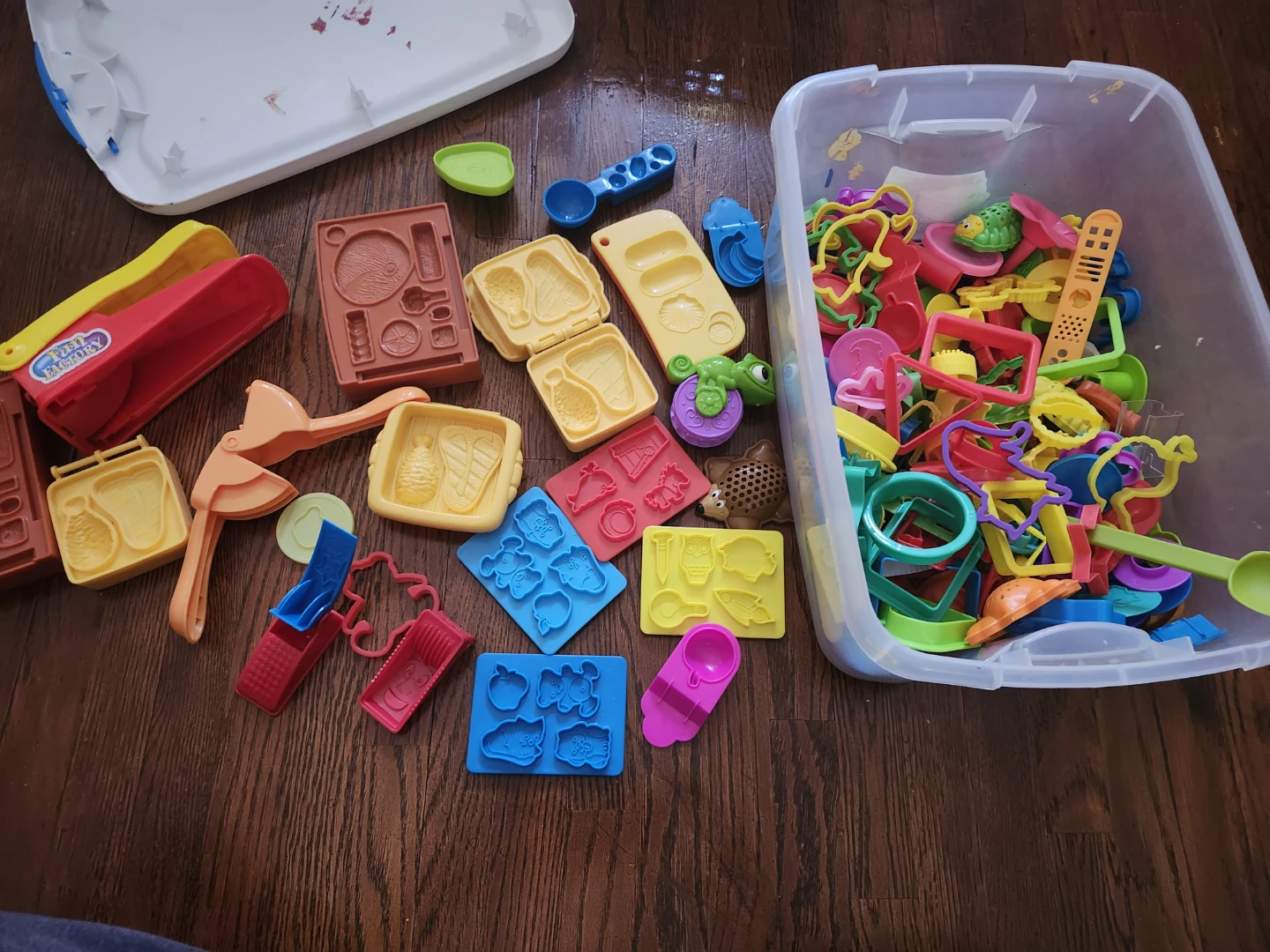 Play-Doh Tools and Molds Set - photo 2