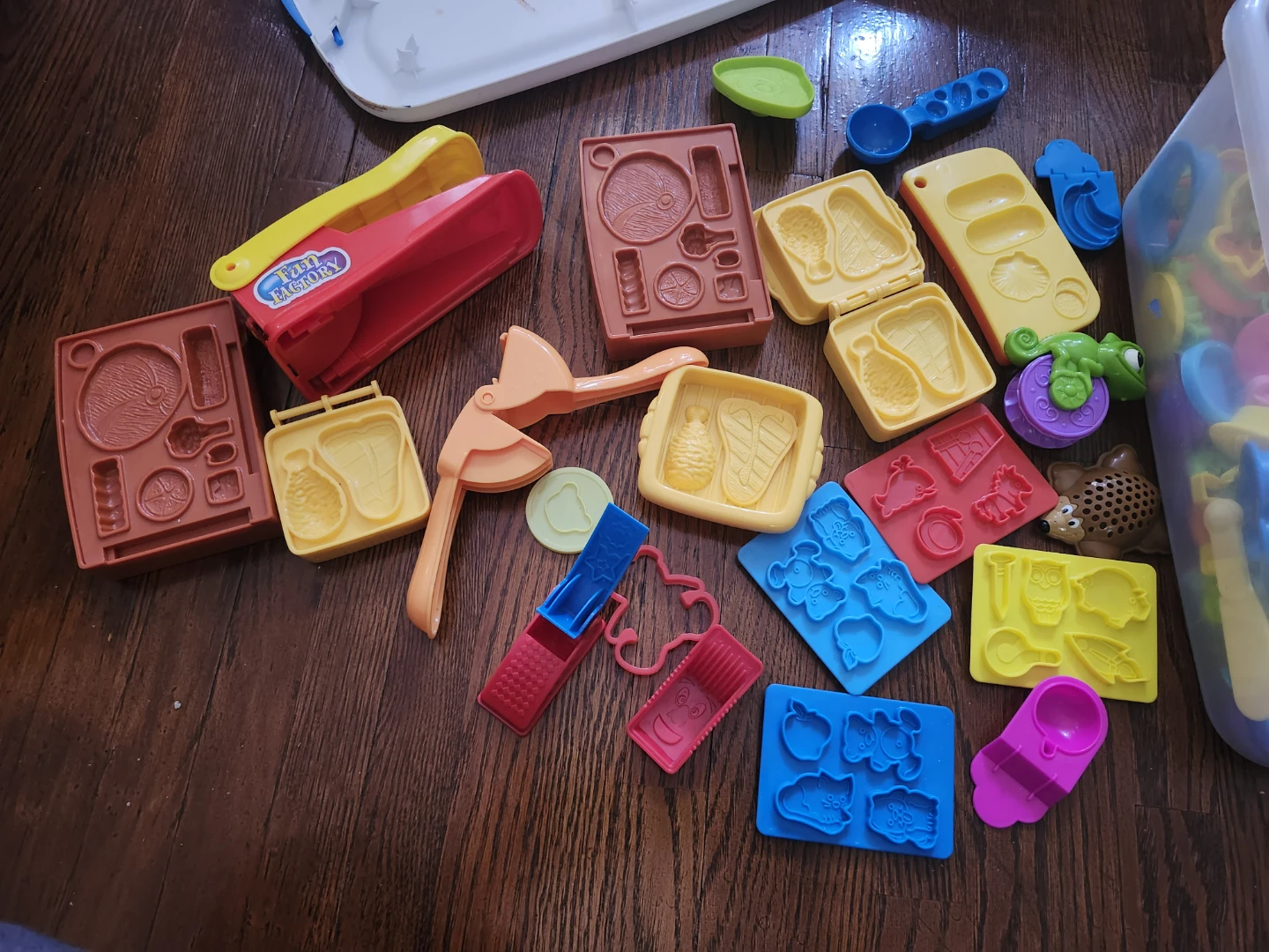 Play-Doh Tools and Molds Set - photo 5
