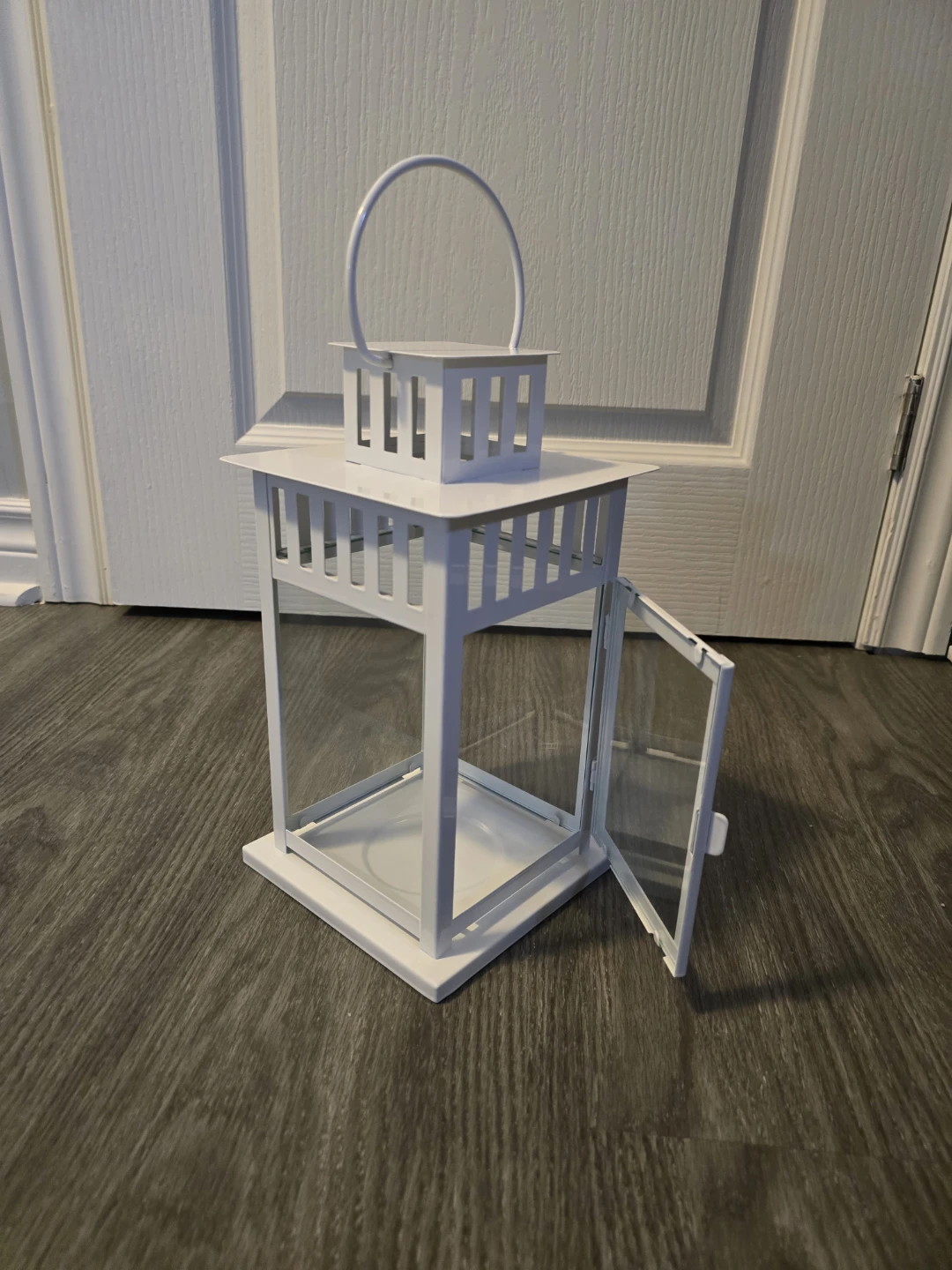 White Metal Lantern - photo 2