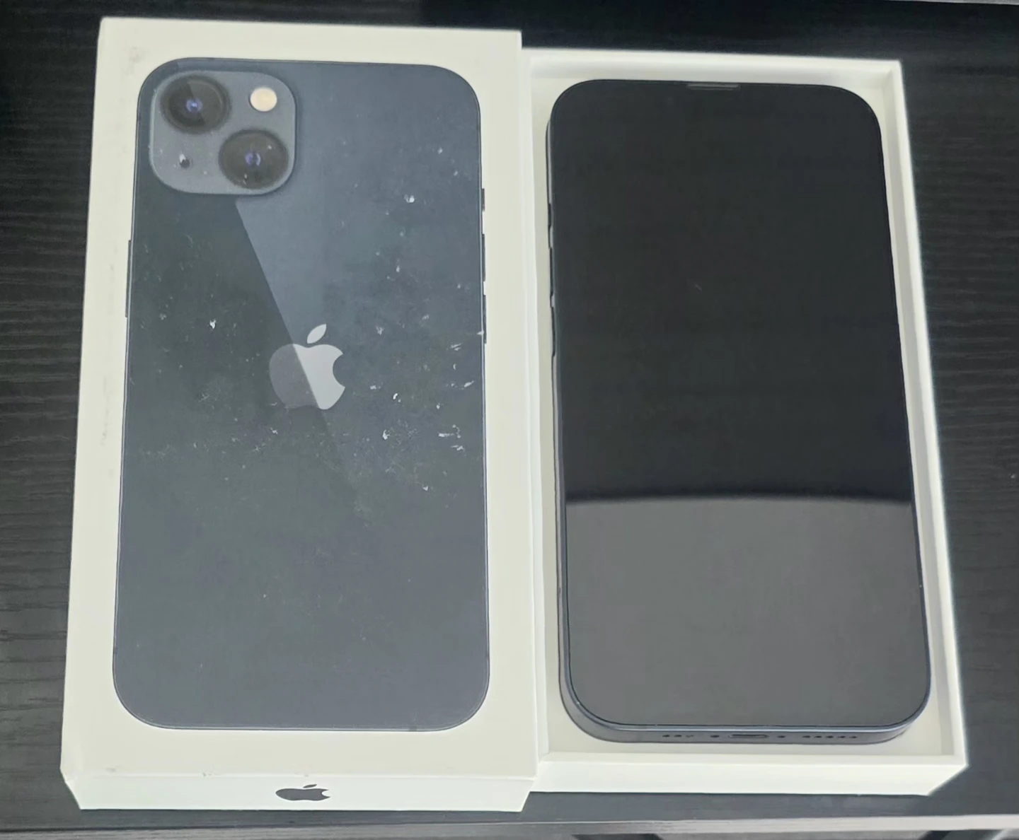 Apple iPhone 13, 128 GB, No SIM Restrictions - iOS 26