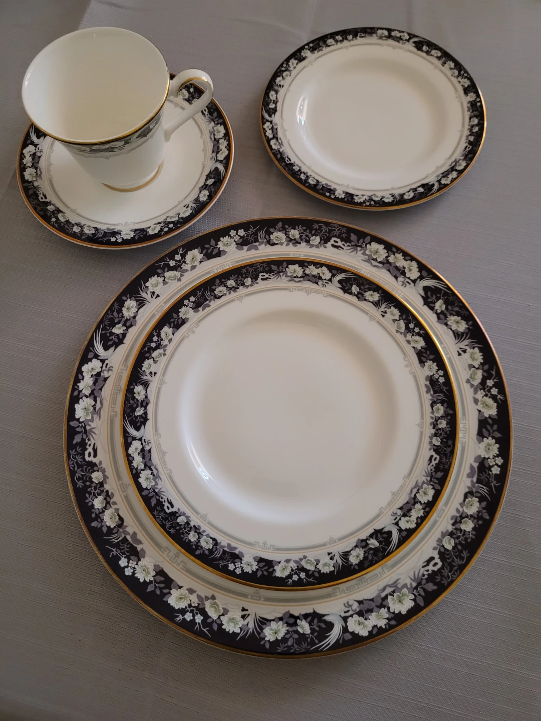 Royal Doulton  paradise h5154 porcelain  dish set. - photo 3