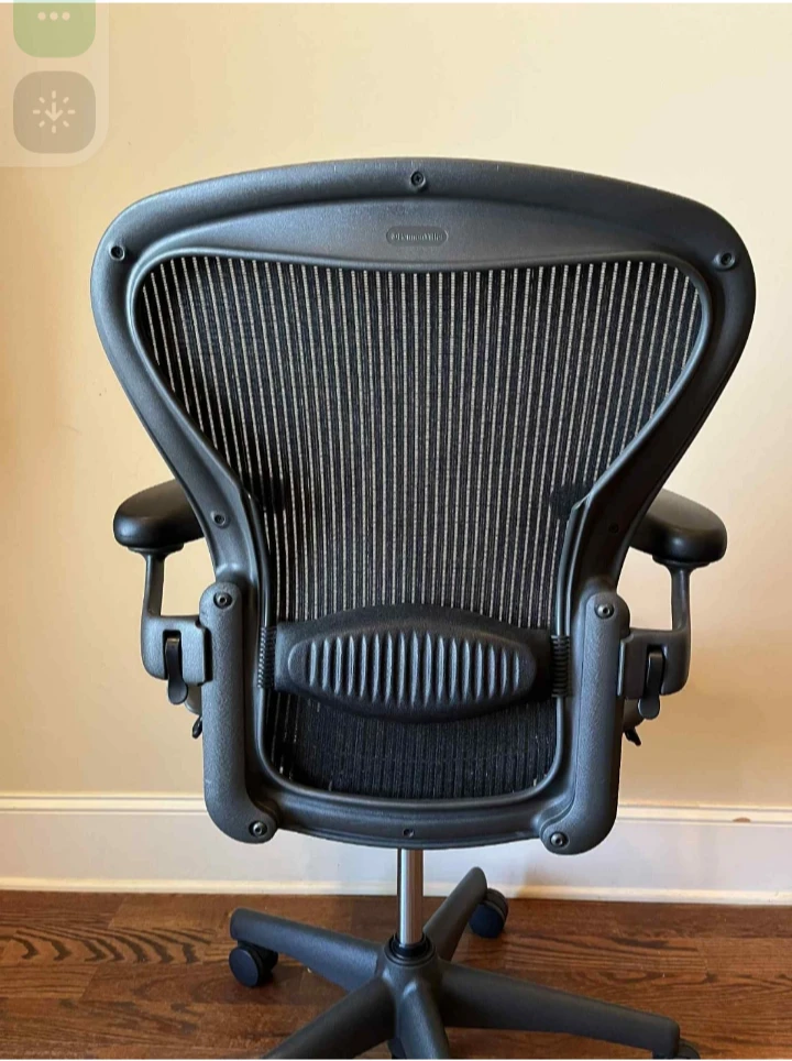 Incredible "Herman Miller Aeron Chair - photo 2