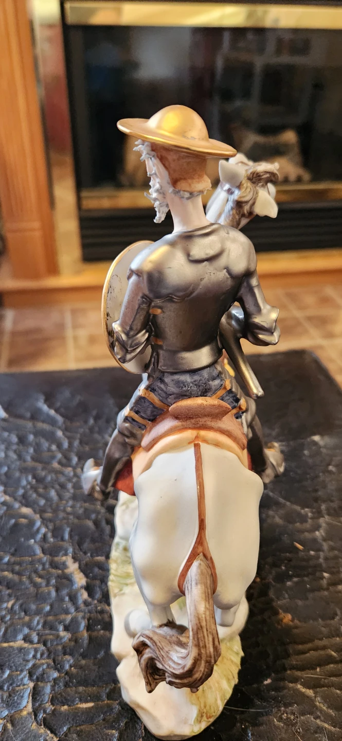 Don Quixote on Horse Figurine - photo 3
