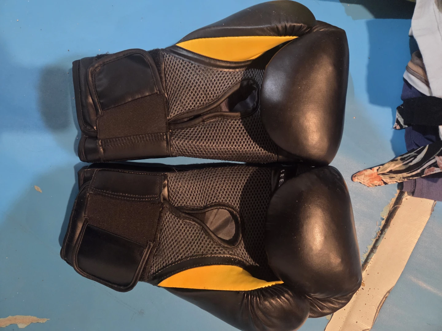 Everlast Elite Boxing Gloves - photo 2