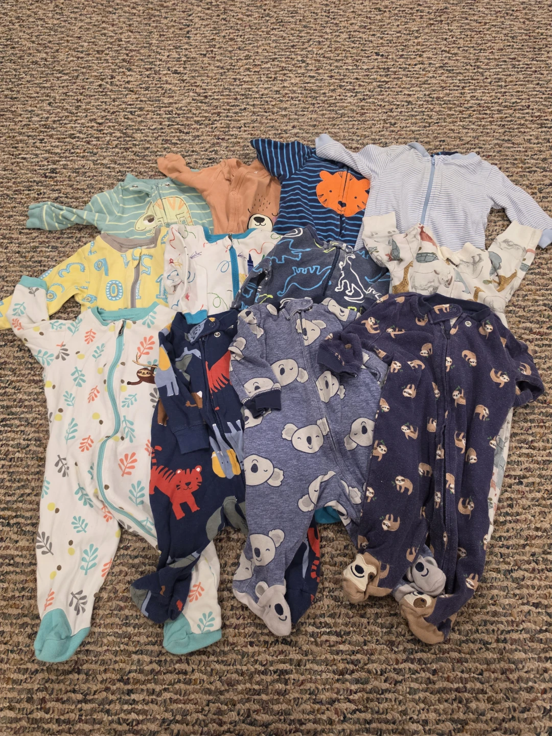 Baby boy clothing bundle- size 0-3 months - photo 3