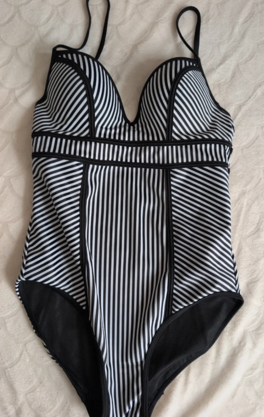 Spanx Black & White Striped One-Piece Swimsuit Size 8