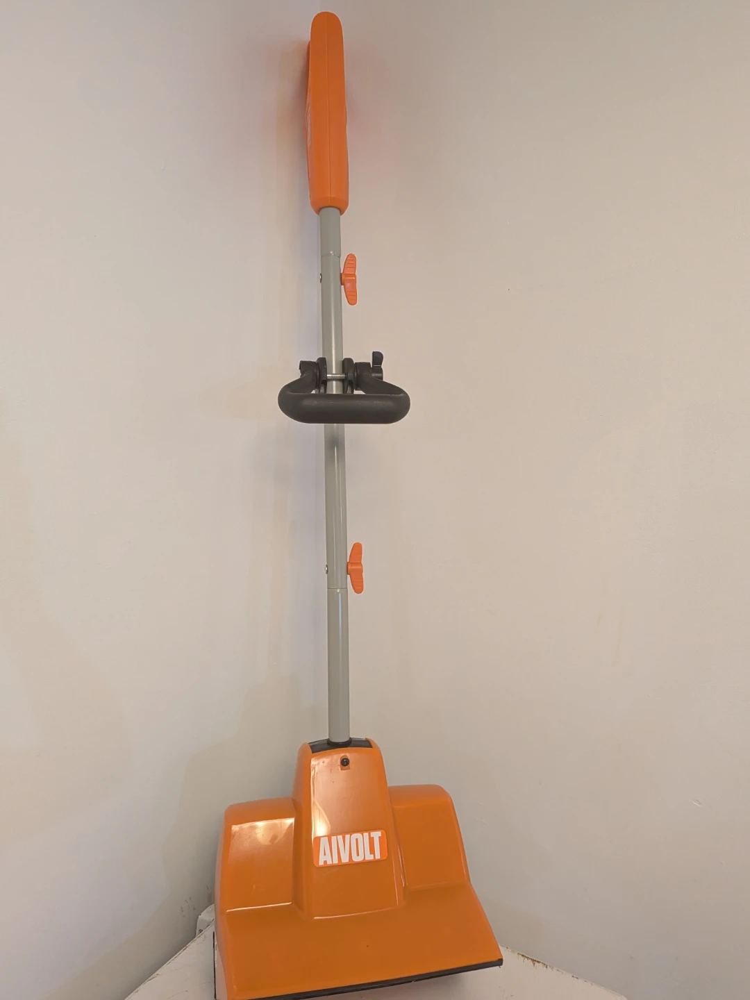 AIVOLT Cordless Electric Snow Shovel with 1 Batteries & Charger